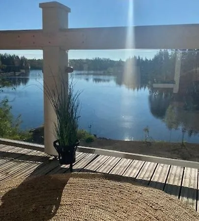 Loma-asunnot Aamurusko