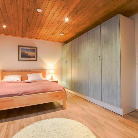 Aamurusko Holiday home